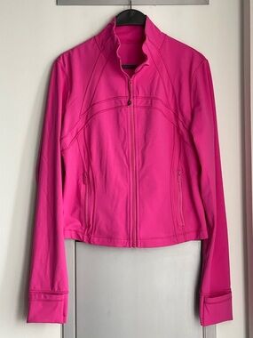 NWOT LULULEMON Define Cropped Jacket - Bright Pink